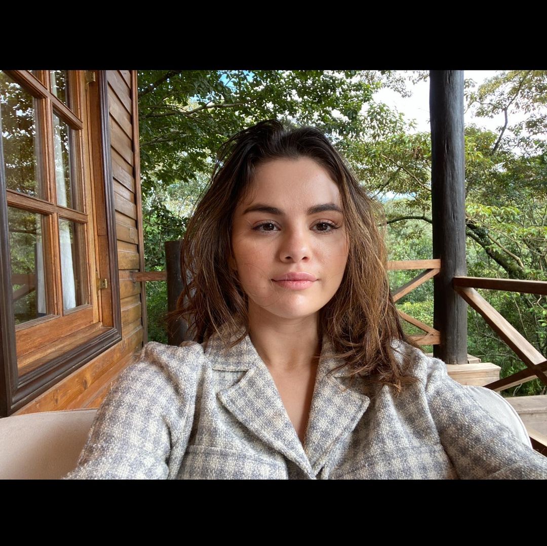 selena_11.jpg