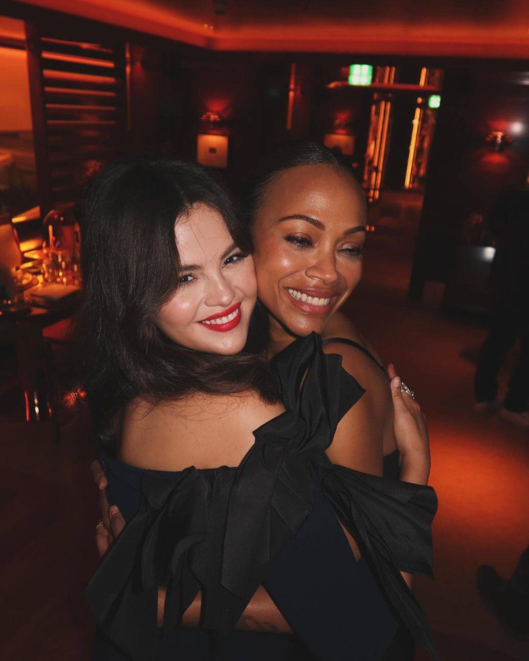 selena_283629.jpg