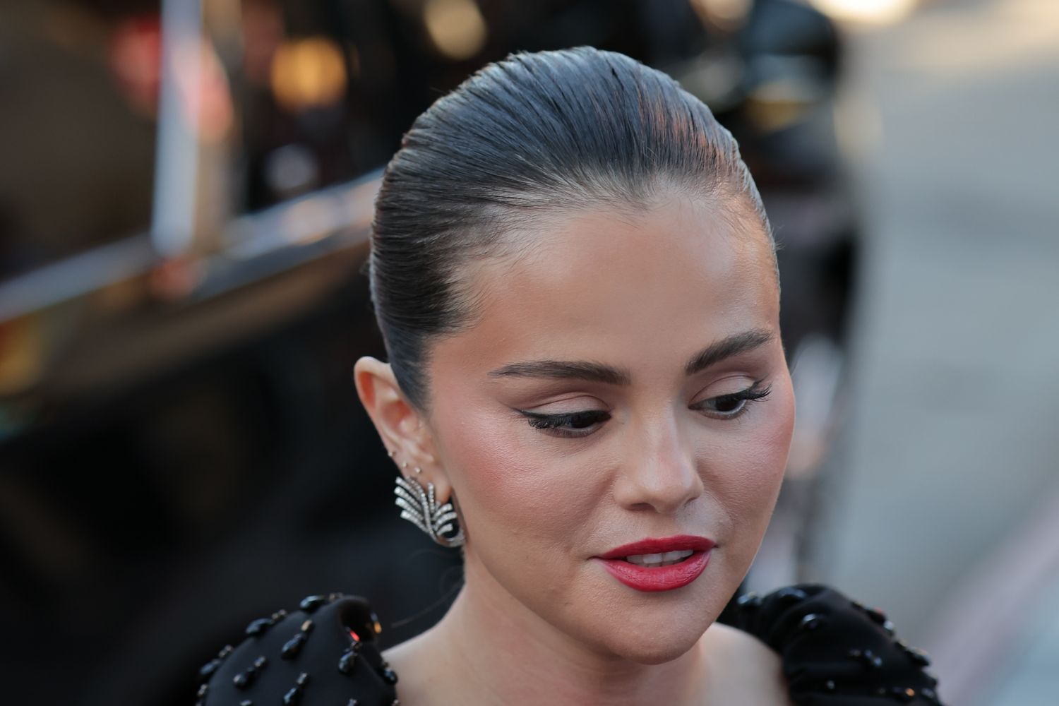 selena_gomez_-_attends_premiere_of_netflix_s_2522marty2C_life_is_short2522_at_the_egyptian_theatre_hollywood_in_los_angeles2C_california__may_062C_2026_4.jpg