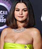 2019_AMAs_-_Arriving-37.jpg