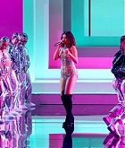 2019_AMAs_Performance_06.jpg