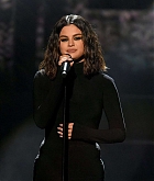 2019_AMAs_Performance_19.jpg