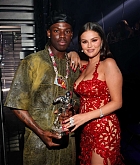 2023_MTV_Video_Music_Awards_-_Backstage_and_Audience01.jpg