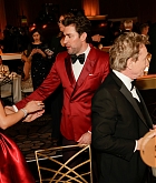 433910622_selena17-5.jpg
