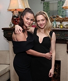670739116_selena-3.jpg