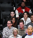 Los_Angeles_Lakers_Game_28129.jpg