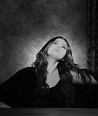 LoseYouToLoveMe_MV-40.jpg