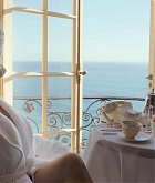 Love_On_Screen_Captures_07~0.jpg