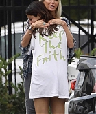 Out_to_a_breakfast_with_friends_in_Studio_City2C_CA_on_July_25-01.jpg