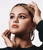 Perfect_Strokes_Universal_Volumizing_Mascara_3.jpg