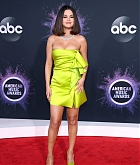 Selena_Gomez_-_2019_American_Music_Awards_at_Microsoft_Theater_in_LA_November_242C_2019-18.jpg