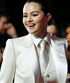 Selena_Gomez_-_36th_Annual_Palm_Springs_International_Film_Festival_Film_Awards_January_32C_2025_22.jpg