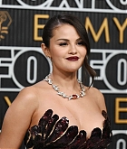 Selena_Gomez_-_75th_Primetime_Emmy_Awards_at_the_Peacock_Theater2C_Los_Angeles_CA_-_January_152C_202429.jpg