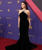 Selena_Gomez_-_76th_Primetime_Emmy_Awards_in_Los_Angeles2CSeptember_152C_2024_07.jpg