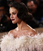 Selena_Gomez_-_83rd_annual_Golden_Globe_Awards_-_January_112C_2026_17.jpg