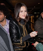 Selena_Gomez_-_Arriving_at_The_Tonight_Show_Starring_Jimmy_Fallon_-_March_202C_2025_08.jpg