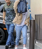 Selena_Gomez_-_Arriving_at_a_Music_Studio_in_Los_Angeles_March_12C_2019-02.jpg