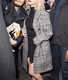 Selena_Gomez_-_At_Capital_Radio_in_London2C_UK_on_December_4-06.jpg