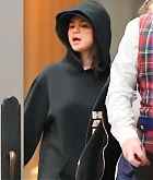 Selena_Gomez_-_At_Disney_California_Adventure_Park_In_Anaheim2C_California_-_May_5-02.jpg