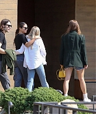 Selena_Gomez_-_At_Nobu_in_Malibu_October_122C_2019-05.jpg