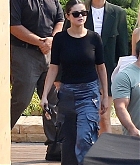 Selena_Gomez_-_At_Nobu_in_Malibu_October_122C_2019-06.jpg