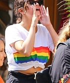 Selena_Gomez_-_At_Sayulita_Vilage_while_on_vacation_in_Punta_de_Mita_Mexico_June_302C_2019-03.jpg