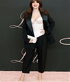 Selena_Gomez_-_At_the_Premiere_of__Lola__in_Los_Angeles_February_32C_202436.jpg