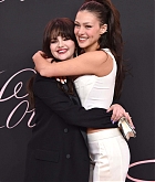 Selena_Gomez_-_At_the_Premiere_of__Lola__in_Los_Angeles_February_32C_202439.jpg