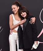 Selena_Gomez_-_At_the_Premiere_of__Lola__in_Los_Angeles_February_32C_202447.jpg