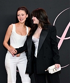 Selena_Gomez_-_At_the_Premiere_of__Lola__in_Los_Angeles_February_32C_202449.jpg