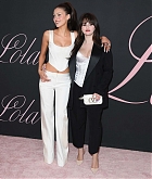 Selena_Gomez_-_At_the_Premiere_of__Lola__in_Los_Angeles_February_32C_202453.jpg