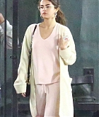 Selena_Gomez_-_Attending_a_Sunday_Service_at_a_church_in_LA_on_February_252C_2018-01.jpg