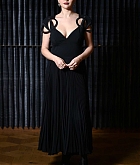 Selena_Gomez_-_BAFTA_screening_and_Q_A_for_Emilia_Perez_in_London_October_132C_2024_03.jpg