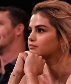Selena_Gomez_-_Billboard_Women_in_Music_5BAudience5D_on_November_30-03.jpg