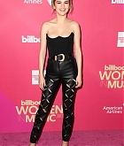 Selena_Gomez_-_Billboard_Women_in_Music_on_November_30-14.jpg