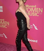 Selena_Gomez_-_Billboard_Women_in_Music_on_November_30-17.jpg