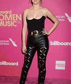 Selena_Gomez_-_Billboard_Women_in_Music_on_November_30-40.jpg