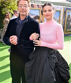 Selena_Gomez_-_Dolittle_Premiere_in_Westwood2C_CA__0111202-13.jpg