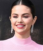 Selena_Gomez_-_Dolittle_Premiere_in_Westwood2C_CA__0111202-20.jpg