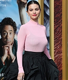Selena_Gomez_-_Dolittle_Premiere_in_Westwood2C_CA__0111202-43.jpg