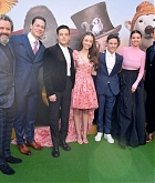 Selena_Gomez_-_Dolittle_Premiere_in_Westwood2C_CA__0111202-72.jpg