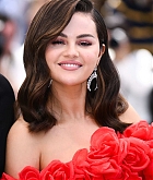 Selena_Gomez_-_Emilia_Perez_Photocall_at_the_77th_annual_Cannes_Film_Festivals_on_May_192C_2024_27.jpg