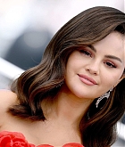 Selena_Gomez_-_Emilia_Perez_Photocall_at_the_77th_annual_Cannes_Film_Festivals_on_May_192C_2024_60.jpg