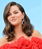 Selena_Gomez_-_Emilia_Perez_Photocall_at_the_77th_annual_Cannes_Film_Festivals_on_May_192C_2024_84.jpg