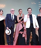Selena_Gomez_-_Emilia_Perez_Premiere_at_the_77th_annual_Cannes_Film_Festival_on_May_18_25.jpg