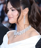 Selena_Gomez_-_Emilia_Perez_Premiere_at_the_77th_annual_Cannes_Film_Festival_on_May_18_49.jpg