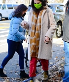 Selena_Gomez_-_Filming_Only_Murders_In_The_Building_in_New_York_City_28December_72C_202029-15.jpg