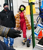 Selena_Gomez_-_Filming_Only_Murders_In_The_Building_in_New_York_City_28December_72C_202029-19.jpg
