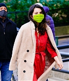 Selena_Gomez_-_Filming_Only_Murders_In_The_Building_in_New_York_City_28December_72C_202029-40.jpg