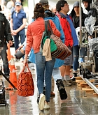 Selena_Gomez_-_Filming_Woody_Allen_Secret_Project_in_New_York_on_September_20-26.jpg